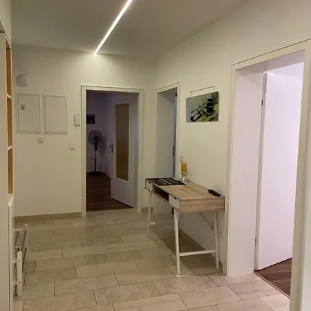 Homestay Deluxe Walldorf (Baden-Wurttemberg)